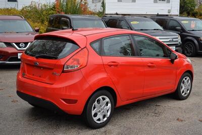2013 Ford Fiesta SE   - Photo 5 - West Warwick, RI 02893