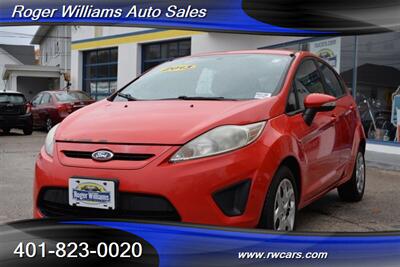 2013 Ford Fiesta SE Hatchback