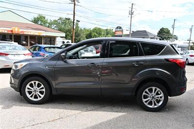 2019 Ford Escape SE   - Photo 9 - West Warwick, RI 02893