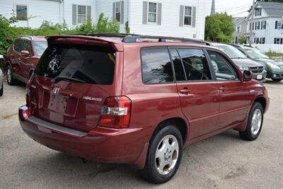 2004 Toyota Highlander   - Photo 7 - West Warwick, RI 02893