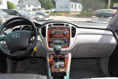 2004 Toyota Highlander   - Photo 30 - West Warwick, RI 02893