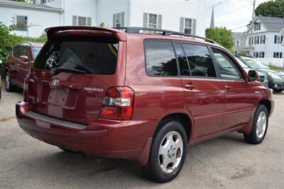 2004 Toyota Highlander   - Photo 8 - West Warwick, RI 02893