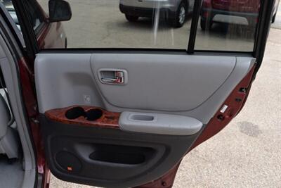 2004 Toyota Highlander   - Photo 25 - West Warwick, RI 02893