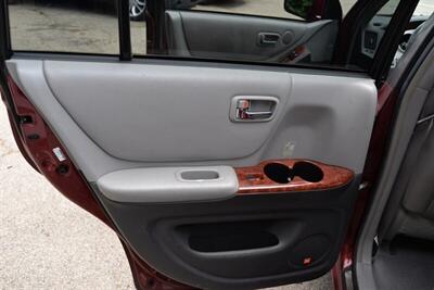 2004 Toyota Highlander   - Photo 22 - West Warwick, RI 02893