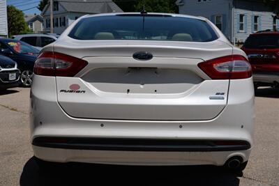 2013 Ford Fusion SE   - Photo 8 - West Warwick, RI 02893