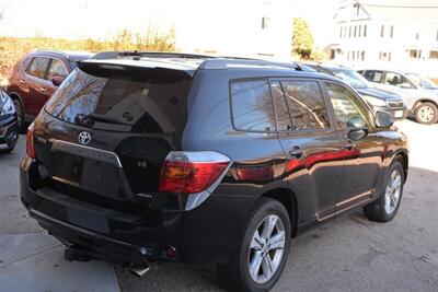 2008 Toyota Highlander Sport - Photo 6 - West Warwick, RI 02893