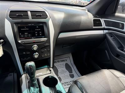 2015 Ford Explorer XLT - Photo 12 - Bakersfield, CA 93305
