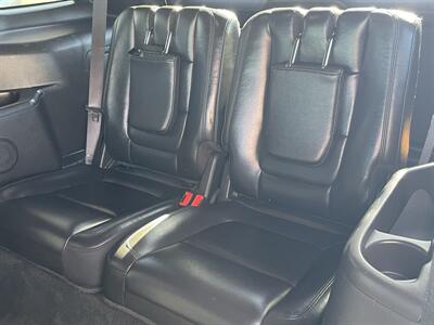 2015 Ford Explorer XLT   - Photo 10 - Bakersfield, CA 93305