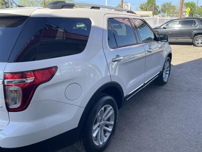 2015 Ford Explorer XLT   - Photo 4 - Bakersfield, CA 93305