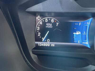 2015 Ford Explorer XLT   - Photo 11 - Bakersfield, CA 93305