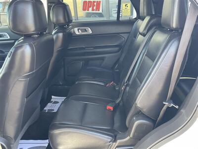 2015 Ford Explorer XLT   - Photo 9 - Bakersfield, CA 93305