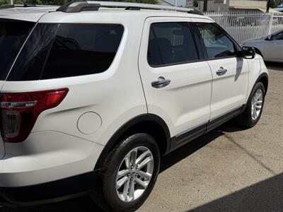 2015 Ford Explorer XLT - Photo 4 - Bakersfield, CA 93305