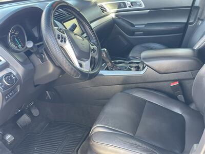 2015 Ford Explorer XLT   - Photo 8 - Bakersfield, CA 93305