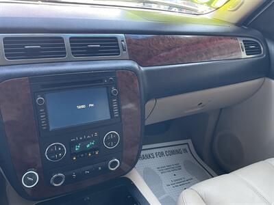 2007 Chevrolet Tahoe LT   - Photo 11 - Bakersfield, CA 93305