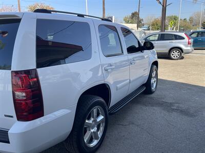 2007 Chevrolet Tahoe LT   - Photo 4 - Bakersfield, CA 93305