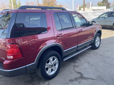 2005 Ford Explorer XLT   - Photo 3 - Bakersfield, CA 93305