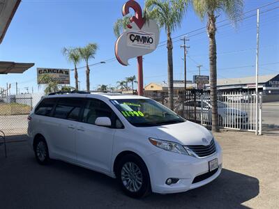 2011 Toyota Sienna XLE 8-Passenger   - Photo 3 - Bakersfield, CA 93305