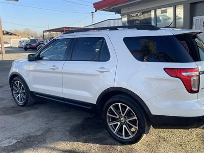 2015 Ford Explorer XLT   - Photo 6 - Bakersfield, CA 93305