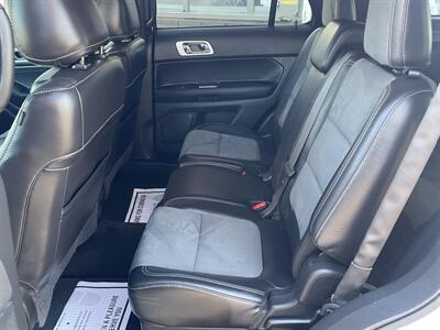 2015 Ford Explorer XLT   - Photo 9 - Bakersfield, CA 93305