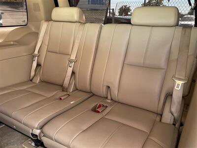 2008 GMC Yukon Denali   - Photo 9 - Bakersfield, CA 93305