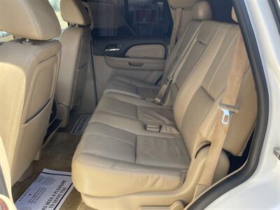 2008 GMC Yukon Denali   - Photo 8 - Bakersfield, CA 93305