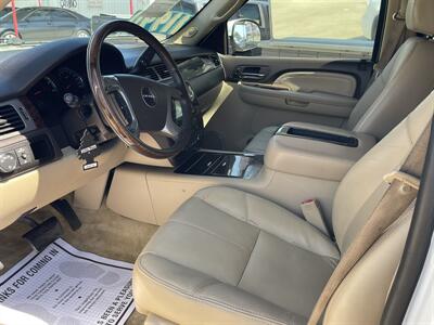 2008 GMC Yukon Denali   - Photo 7 - Bakersfield, CA 93305