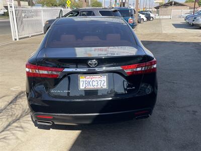 2013 Toyota Avalon XLE   - Photo 5 - Bakersfield, CA 93305