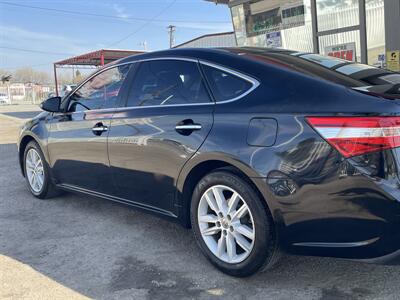 2013 Toyota Avalon XLE   - Photo 6 - Bakersfield, CA 93305