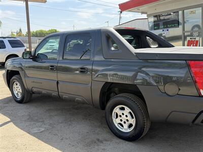 2005 Chevrolet Avalanche 1500 LS - Photo 6 - Bakersfield, CA 93305
