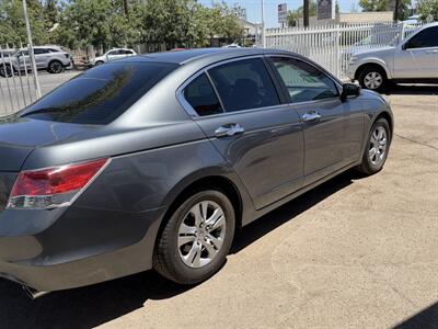 2009 Honda Accord LX-P - Photo 4 - Bakersfield, CA 93305