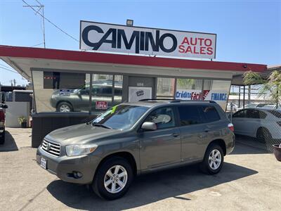 2010 Toyota Highlander SE   - Photo 2 - Bakersfield, CA 93305