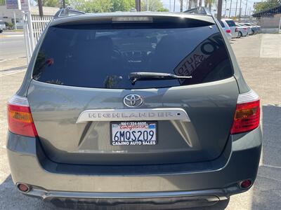 2010 Toyota Highlander SE   - Photo 7 - Bakersfield, CA 93305