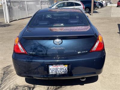 2004 Toyota Camry SLE V6   - Photo 4 - Bakersfield, CA 93305