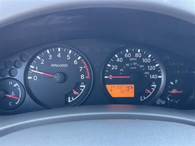 2012 Nissan Frontier SV V6   - Photo 10 - Bakersfield, CA 93305