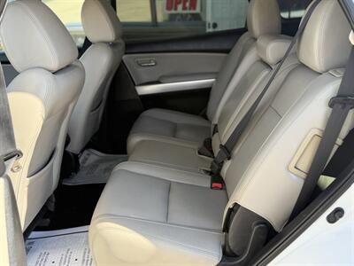 2013 Mazda CX-9 Grand Touring   - Photo 9 - Bakersfield, CA 93305