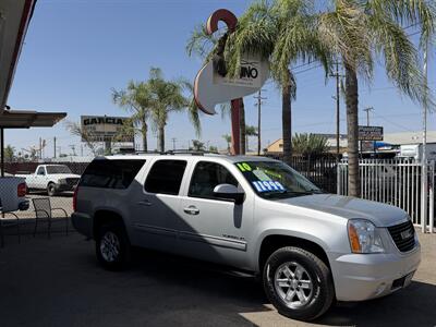 2010 GMC Yukon SLT   - Photo 3 - Bakersfield, CA 93305