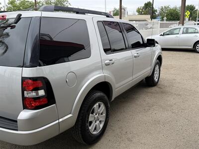 2010 Ford Explorer XLT   - Photo 5 - Bakersfield, CA 93305