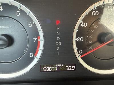 2011 Honda Accord SE   - Photo 9 - Bakersfield, CA 93305