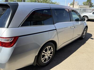 2011 Honda Odyssey EX-L   - Photo 4 - Bakersfield, CA 93305