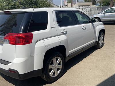 2015 GMC Terrain SLE-1   - Photo 4 - Bakersfield, CA 93305