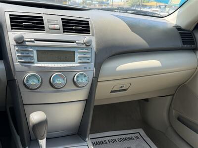 2007 Toyota Camry LE - Photo 11 - Bakersfield, CA 93305
