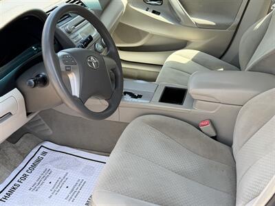 2007 Toyota Camry LE - Photo 8 - Bakersfield, CA 93305