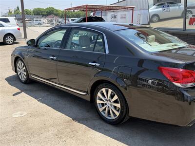 2011 Toyota Avalon   - Photo 6 - Bakersfield, CA 93305