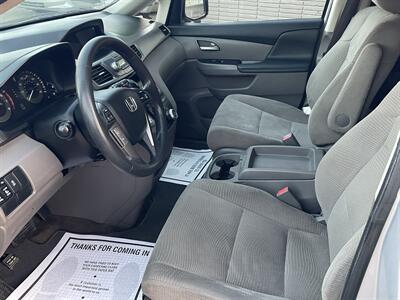 2013 Honda Odyssey EX   - Photo 8 - Bakersfield, CA 93305