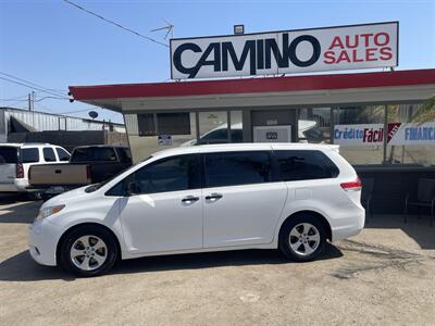 2014 Toyota Sienna L 7-Passenger   - Photo 6 - Bakersfield, CA 93305