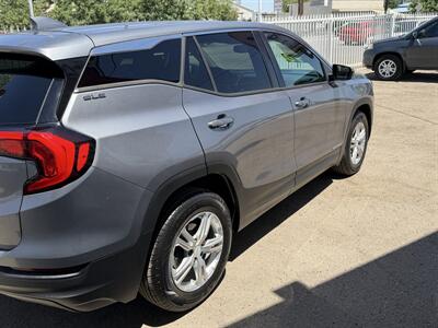 2018 GMC Terrain SLE   - Photo 5 - Bakersfield, CA 93305
