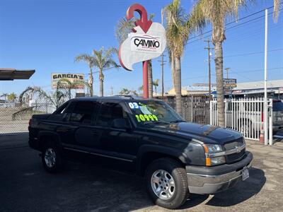 2003 Chevrolet Avalanche 1500   - Photo 3 - Bakersfield, CA 93305