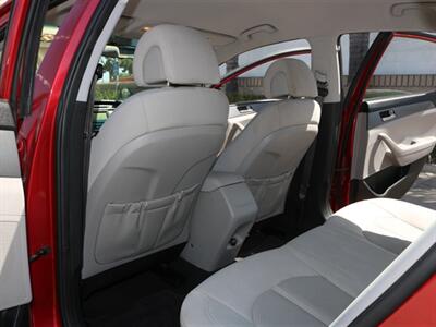 2017 Hyundai SONATA SE - Photo 17 - Santa Maria, CA 93458