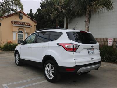 2018 Ford Escape SE   - Photo 15 - Santa Maria, CA 93458