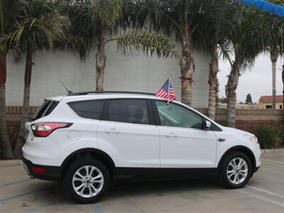 2018 Ford Escape SE   - Photo 7 - Santa Maria, CA 93458